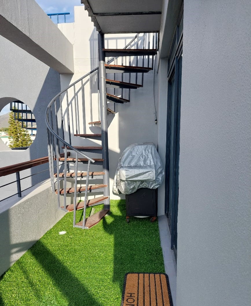 3 Bedroom Property for Sale in Gansbaai Central Western Cape